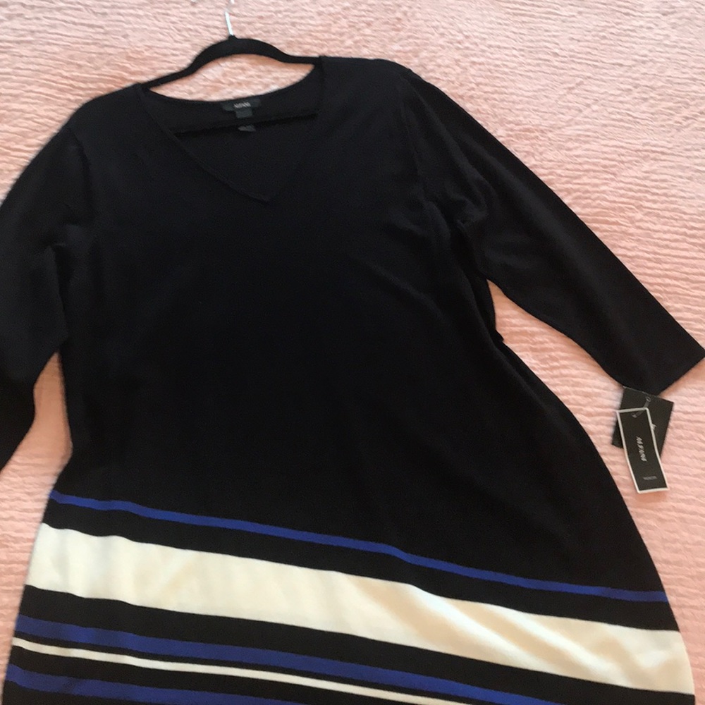 Alfa I Asymmetrical Colorblocked Sweater. NWT